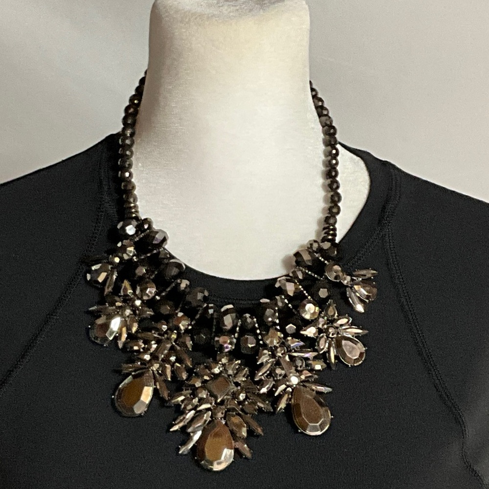 Glamorous Black and Dark Gray Beaded Necklace